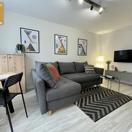 Piekny Przytulny Apartament - Blisko Akwenu Wodnego Radom Buitenkant foto