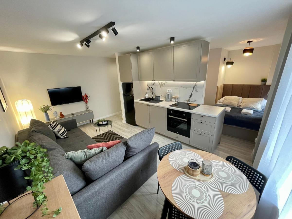 Piekny Przytulny Apartament - Blisko Akwenu Wodnego Radom Buitenkant foto