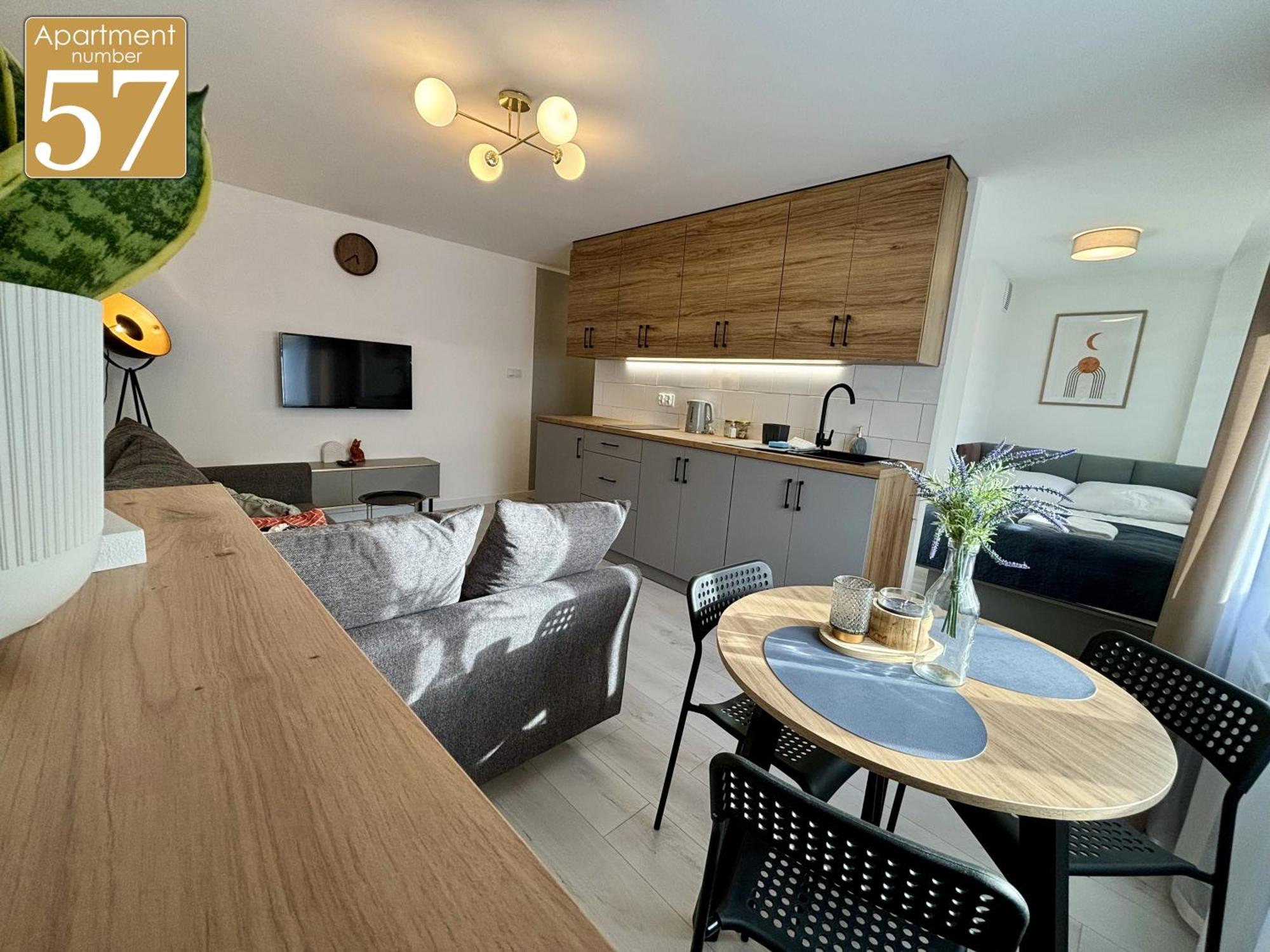 Piekny Przytulny Apartament - Blisko Akwenu Wodnego Radom Buitenkant foto